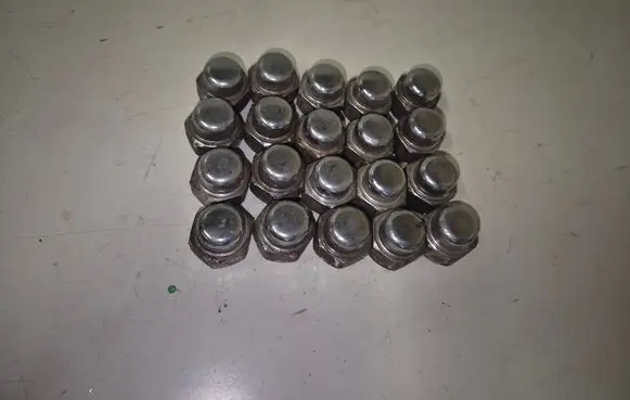 Mazda 3 II Nuts/bolts 