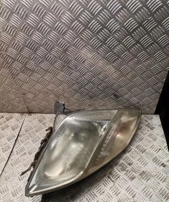 Toyota Prius (XW20) Headlight/headlamp
