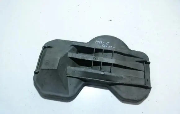 Mercedes-Benz C W203 Headlight/headlamp dust cover 1305239081