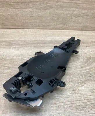BMW X5 E70 Rear door exterior handle/bracket FRONTRH