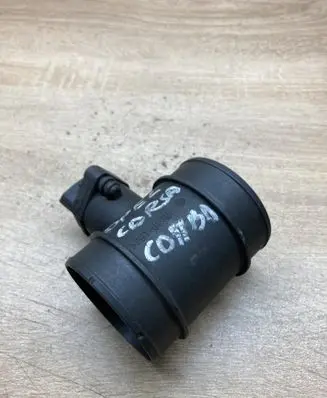 Opel Corsa C Mass air flow meter 24439252 0281002549