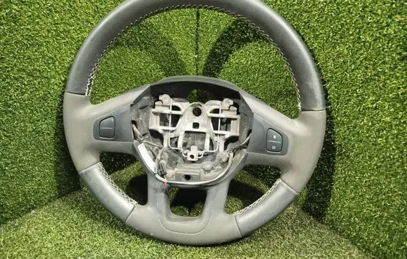 Opel Vivaro Steering wheel 93868108 34138170BL 8170504109681