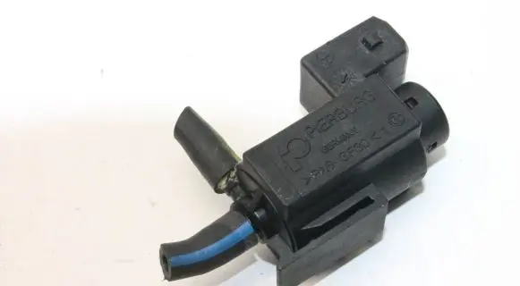 BMW 1 E82 E88 Turbo solenoid valve 72234100