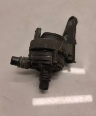 BMW X6 G06 Electric auxiliary coolant/water pump 8477210
