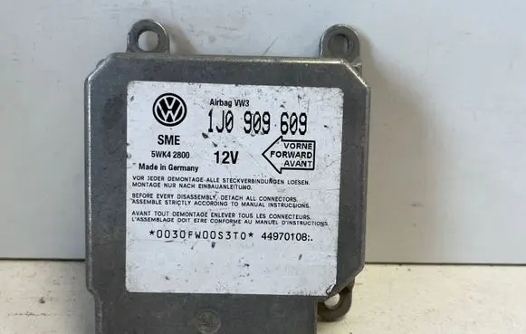 Volkswagen Golf IV Airbag control unit/module 1J0909609 5WK42800 449701089