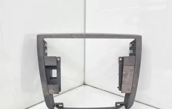 Opel Omega B2 Radio/GPS head unit trim 24413313