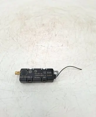 Volkswagen PASSAT CC Aerial antenna amplifier 3C8035552A