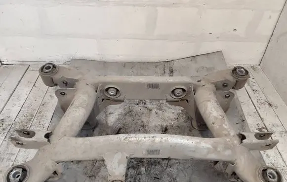 BMW 5 E39 Rear subframe 2808493329