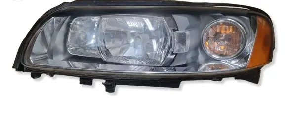 Volvo V70 Headlight/headlamp 30784248