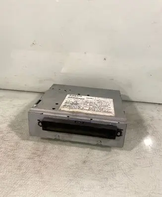 Volvo C30 Radio/CD/DVD/GPS head unit 31328059