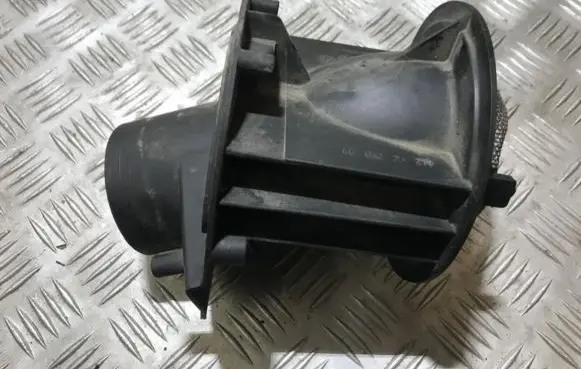 Audi A8 S8 D3 4E Air intake hose/pipe 4605225279