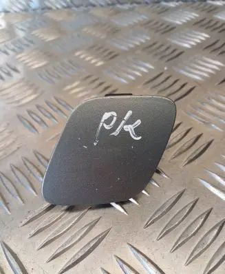 Toyota Avensis T270 Front tow hook cap/cover 5328605010
