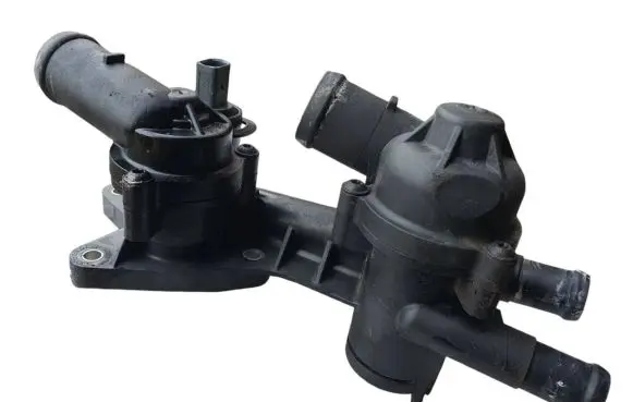 Thermostat/thermostat housing