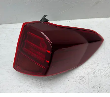 Suzuki Vitara (LY) Rear/tail lights