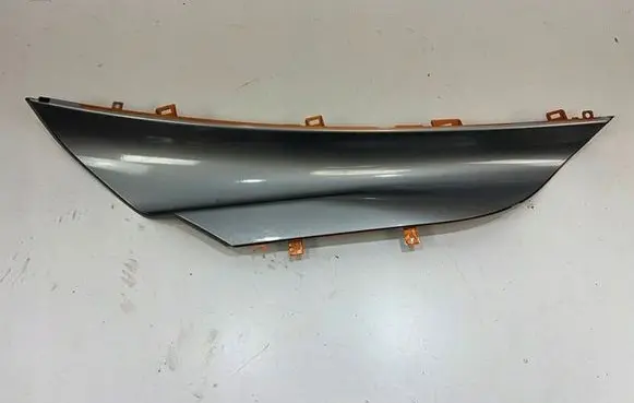 BMW i8 Rear sill (body part) 7487746