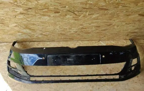 Volkswagen Golf VII Front bumper 5G0807221