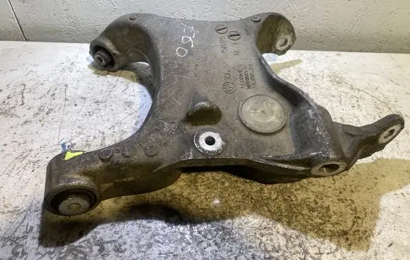 BMW 5 E60 E61 Rear upper control arm/wishbone 6758715