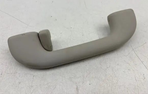 Jeep Cherokee Rear interior roof grab handle 5RG68TRMAB 5RG72TRMAB