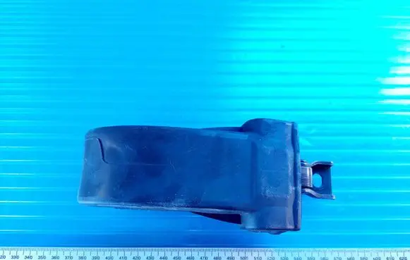 Audi Q7 4M Front door check strap stopper 4M0839267