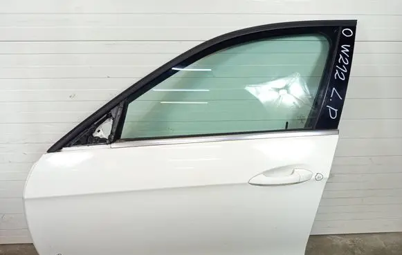 Mercedes-Benz E W212 Front door W212KPUSZKBEL