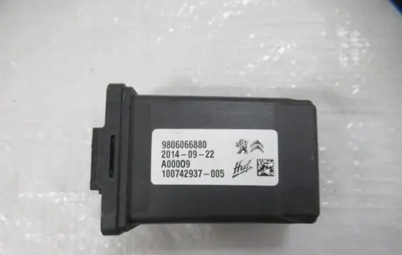 Citroen C4 II Picasso Other relay