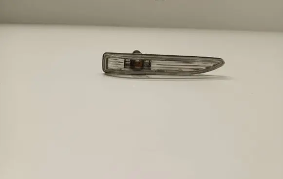 BMW 5 E60 E61 Front fender indicator light 8382104