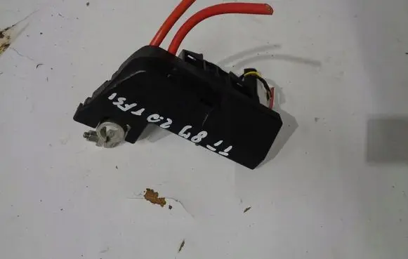 Audi TT TTS Mk2 Positive cable (battery) 