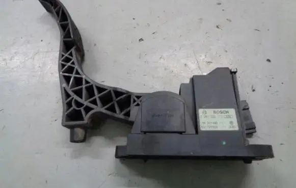 Skoda Fabia Mk1 (6Y) Accelerator pedal position sensor 