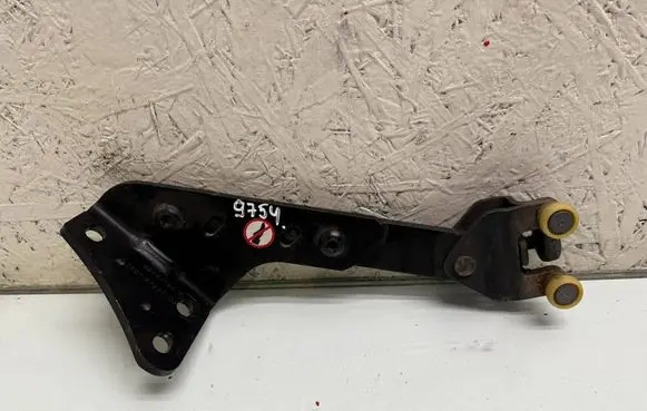 Peugeot Expert Sliding door lower roller guide/hinge 98080758D