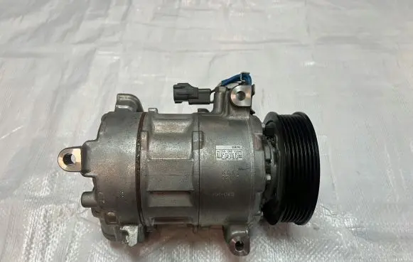 Jeep Compass Air conditioning (A/C) compressor (pump) 4472501340