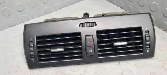 Dash center air vent grill