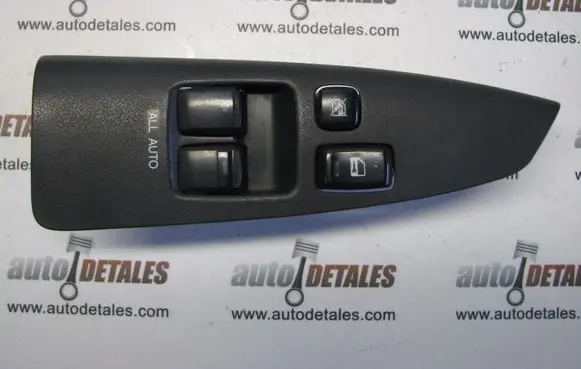 Toyota Corolla Verso E121 Electric window control switch 8404013051 7423113130