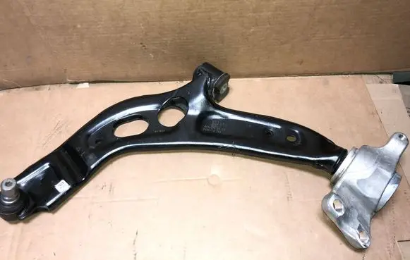 BMW X1 U11 Front lower control arm/wishbone 8834355