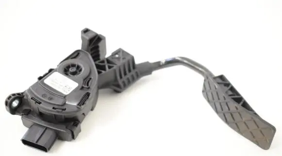 Audi A8 S8 D4 4H Accelerator throttle pedal 4H2723523B