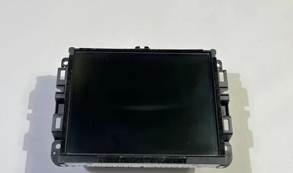 Dodge RAM 1500 DS Head unit multimedia control 68224531AB