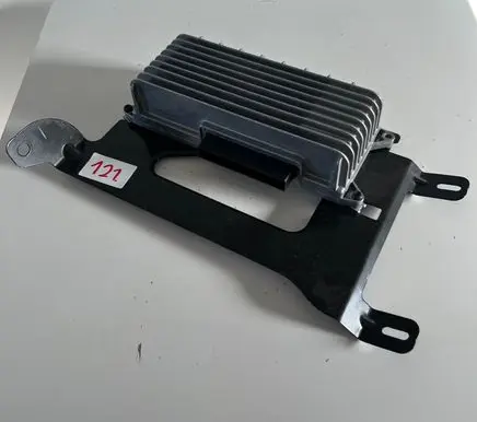 Audi A5 8T 8F Sound amplifier 8T0035223AB 720300400200 8T0035223