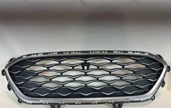 Ford Kuga III Front bumper upper radiator grill LV4B8200