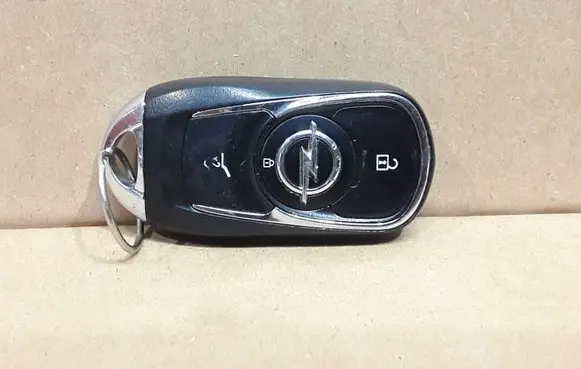 Opel Insignia B Ignition key/card 13511625A 2013DJ1955