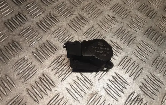 Mercedes-Benz E W211 Intake manifold valve actuator/motor A2038201642 2038201642