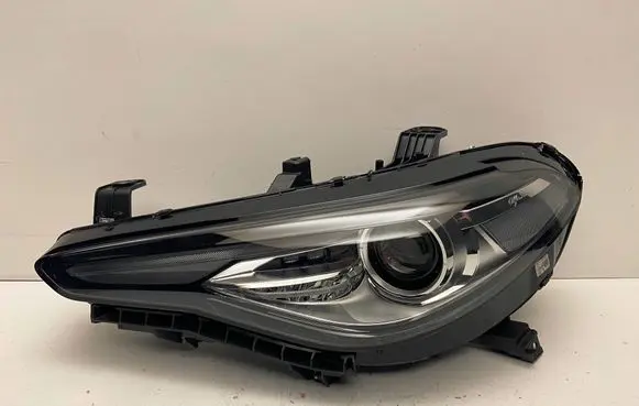 Alfa Romeo Giulia Headlight/headlamp 50564103 62806282