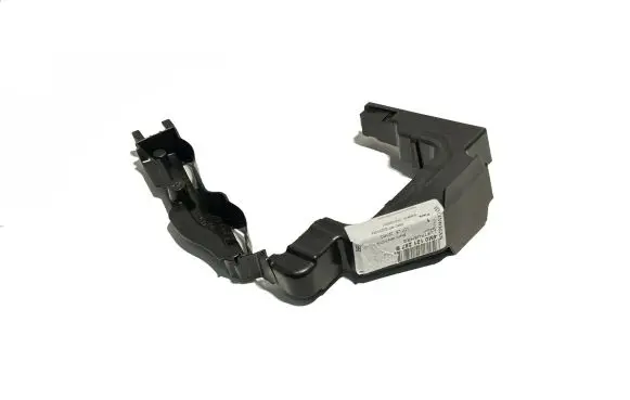 Audi Q7 4M Radiator support slam panel bracket 4M0121287B 17886