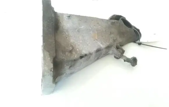BMW 5 E60 E61 Engine mounting bracket 22116763218