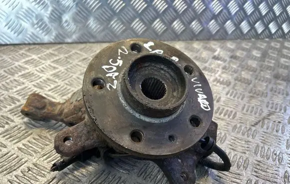 Opel Vivaro Front wheel hub spindle knuckle