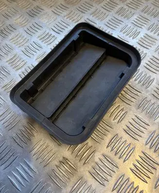 Honda CR-V Quarter panel pressure vent 75450