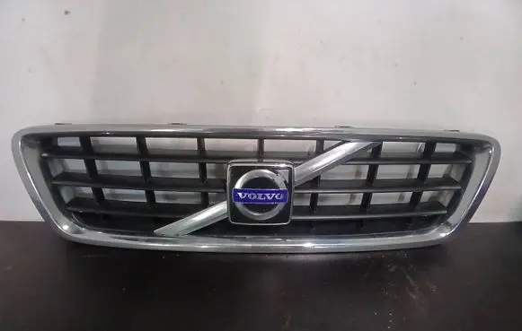Volvo S60 Front grill 30698617 30698616