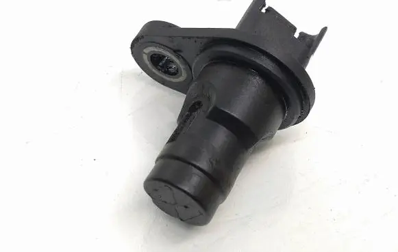 BMW 1 E81 E87 Camshaft position sensor 752501405