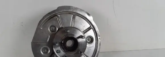 Jeep Grand Cherokee WL Rear wheel hub 68401942AA