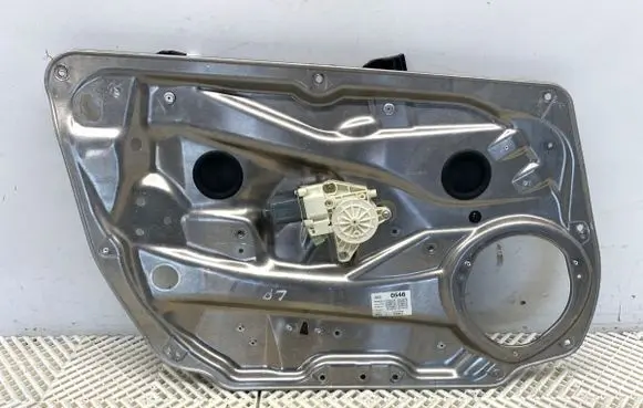 Mercedes-Benz E W212 Front door window regulator with motor A2128201102