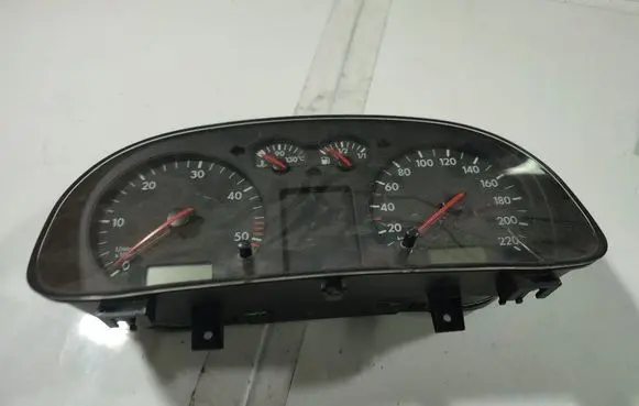 Volkswagen Bora Speedometer (instrument cluster) 110008957036