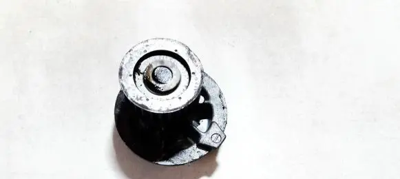 Opel Vectra B Water pump 90400067